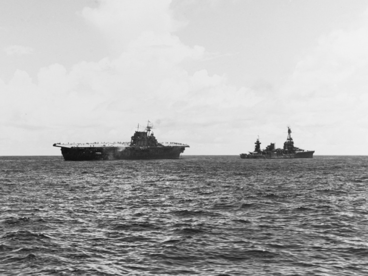 File:Northampton towing USS Hornet.jpg